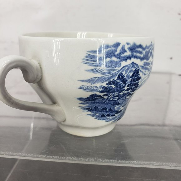 Vintage Royal Warwick "Lochs of Scotland" Blue and White Porcelain Tea Cup‎ - Picture 5 of 10